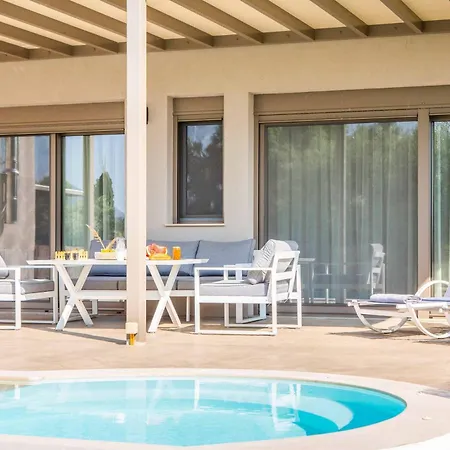 ヴィラ Averto Anna *